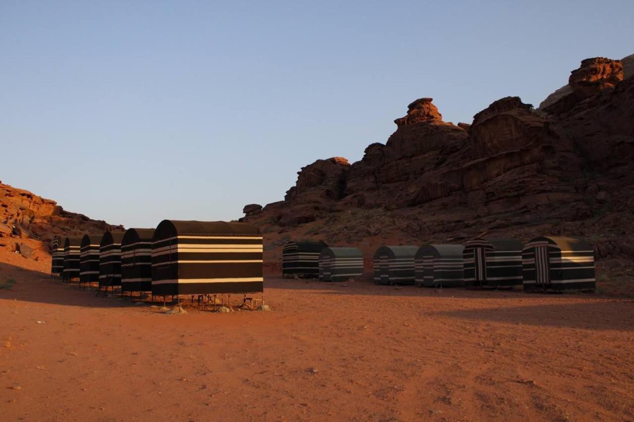 Sunrise Camp Hotel Wadi Rum Ngoại thất bức ảnh