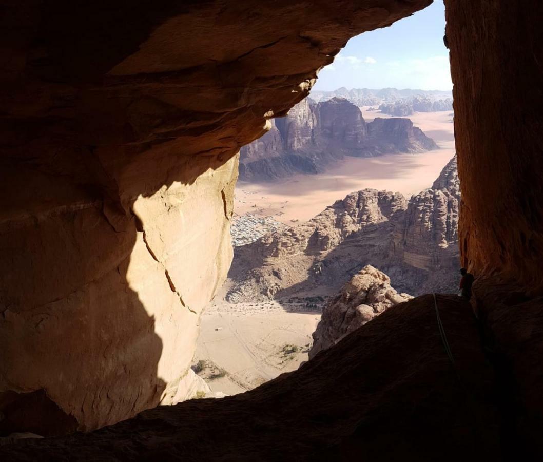 Sunrise Camp Hotel Wadi Rum Ngoại thất bức ảnh