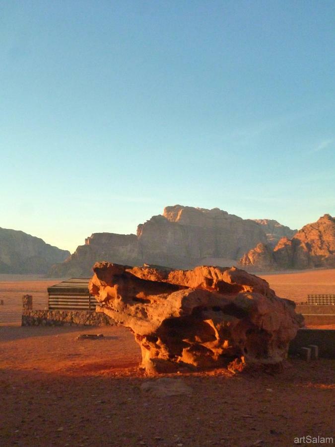 Sunrise Camp Hotel Wadi Rum Ngoại thất bức ảnh