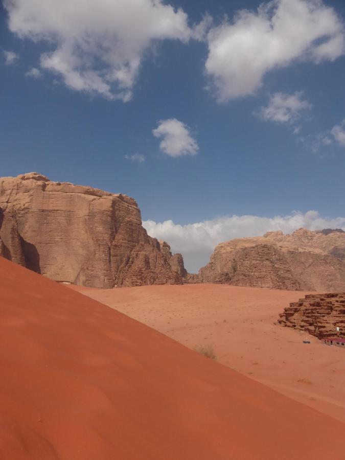 Sunrise Camp Hotel Wadi Rum Ngoại thất bức ảnh